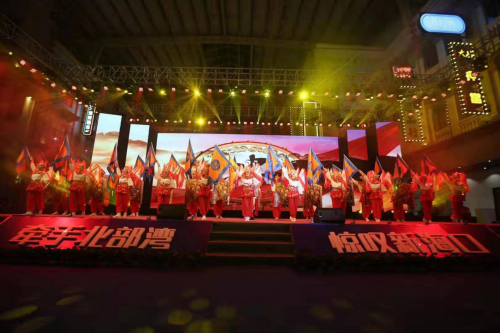 赏春花,踏夏浪,椰城海口美丽相约!